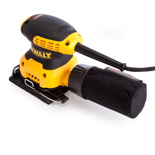 Lixadeira orbital 230 watts 112 x 112 mm com coletor de pó - DWE6411 110V Lixadeira orbital 230 watts 112 x 112 mm com coletor de pó - DWE6411 110V