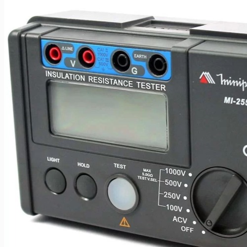 Meg�metro digital para medi��o de resist�ncia de isola��o 5,5Ω CAT III 600V - MI-2552