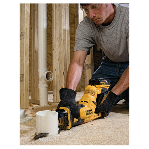 Serra sabre bateria 20V com velocidade vari�vel Sem bateria - DCS387B