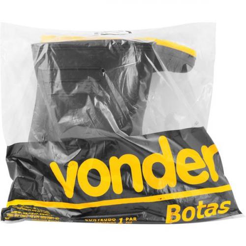 Bota de PVC preta com solado amarelo cano médio sem forro Bota de PVC preta com solado amarelo cano médio sem forro