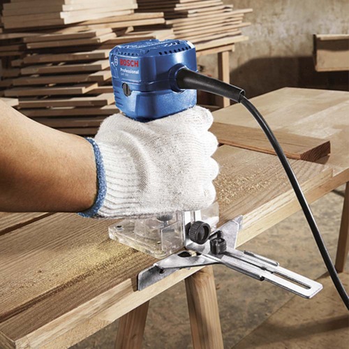 Tupia manual 550 watts com pin�a de 6 mm e 1/4