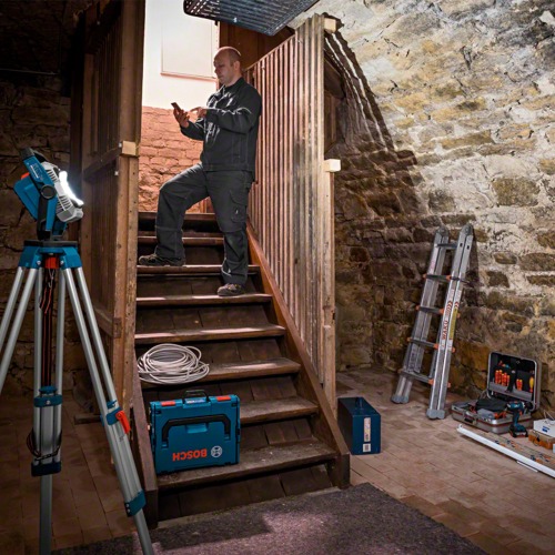 Refletor LED a bateria 18V Sem Bateria - GLI 18V-1900