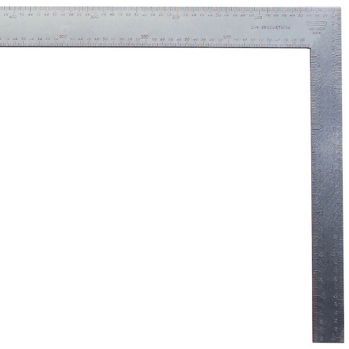 Esquadro em a�o para carpinteiro 24