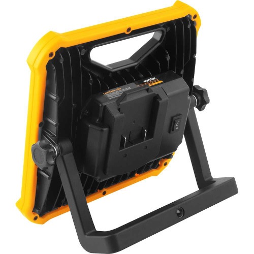 Lanterna de LED bateria intercambi�vel 18V s/ bateria - ILV 1811