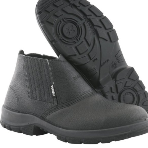 Botina em couro sint�tico com el�stico