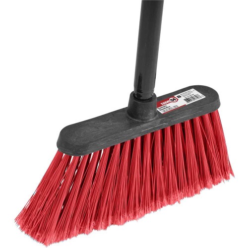 Vassoura dom�stica de nylon com cabo de madeira 1,20 m