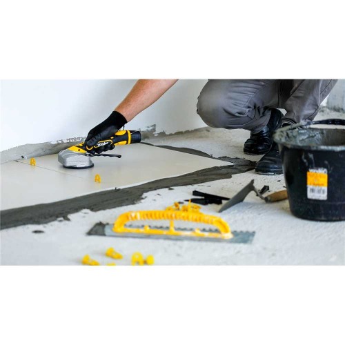 M�quina para assentar piso com ventosa a bateria 12V com maleta - MAP 120  110V/220V