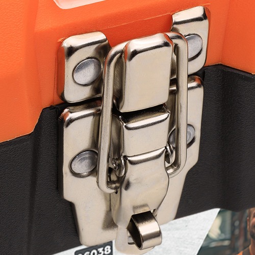 Caixa pl�stica para ferramentas 16