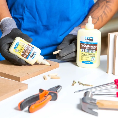 Cola para madeira 250 gramas Cola para madeira 250 gramas