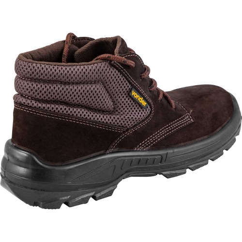 Botina em couro nobuck com cadarço sem biqueira Botina em couro nobuck com cadarço sem biqueira