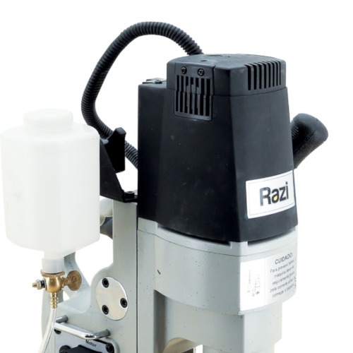 Furadeira com base magnética 900 watts rotação 650 rpm 14937 - RZ-FBM20M2 220V Furadeira com base magnética 900 watts rotação 650 rpm 14937 - RZ-FBM20M2 220V