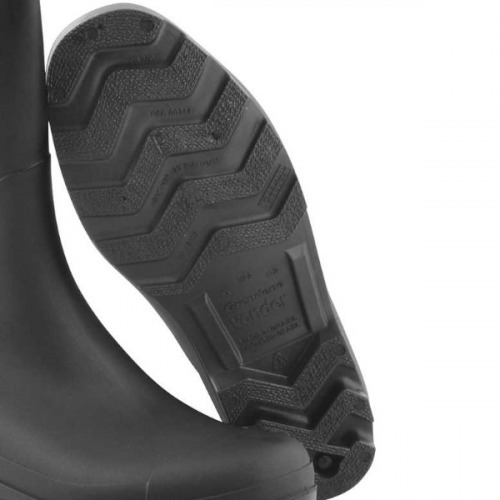 Bota de PVC preta cano m�dio sem forro  