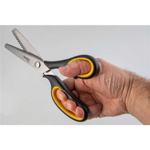 Tesoura manual de picotar 230 mm com cabo emborrachado