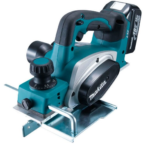 Plaina a bateria 18V com 2 bateria e maleta - DKP180RFE 110V/220V Plaina a bateria 18V com 2 bateria e maleta - DKP180RFE 110V/220V