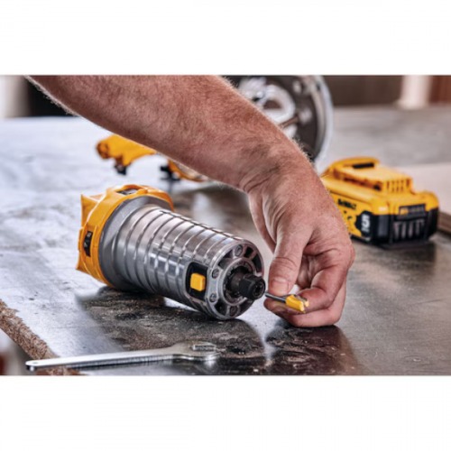 Tupia manual a bateria 20V Brushless Sem Bateria - DCW600B