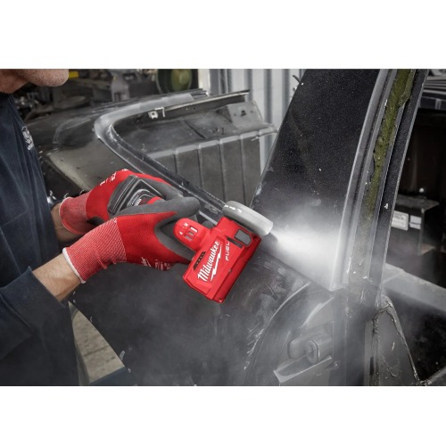 Serra circular a bateria 3 Serra circular a bateria 3