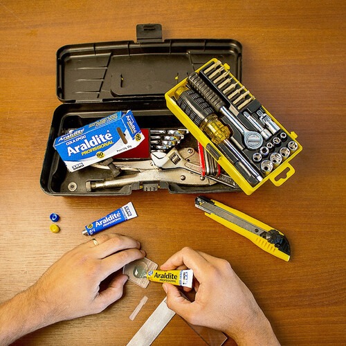 Cola ep�xi Araldite profissional 23g