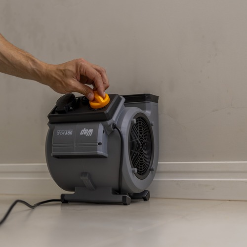 Ventilador e secador de pisos 200W com três níveis de velocidade - DRY MAX 110V Ventilador e secador de pisos 200W com três níveis de velocidade - DRY MAX 110V